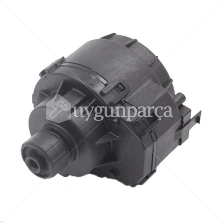 Baymak Duotec Compact Kombi 3 Yollu Grup Step Motoru - 710047300